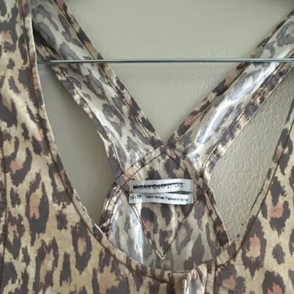 Urban Outfitters Camille Leopard Print Cheetah Cotton Zip Racerback Overalls NEW - Picture 3 of 16